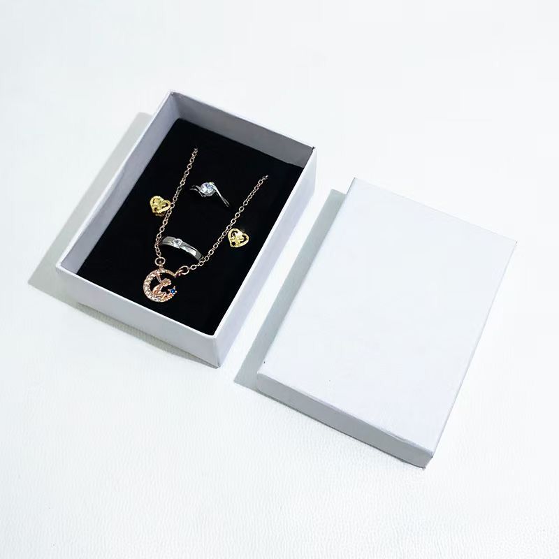  Boîte à bijoux avec couvercle
